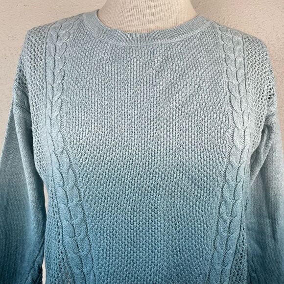 American Eagle Outfitters Loose Knit Sweater Size XS EUC - Picture 2 of 7